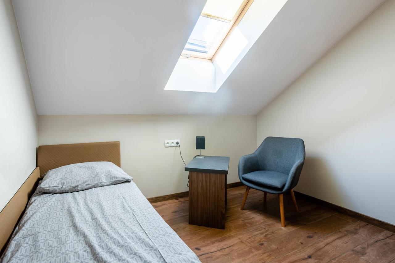 Noclegijarocin Bed & Breakfast Eksteriør billede